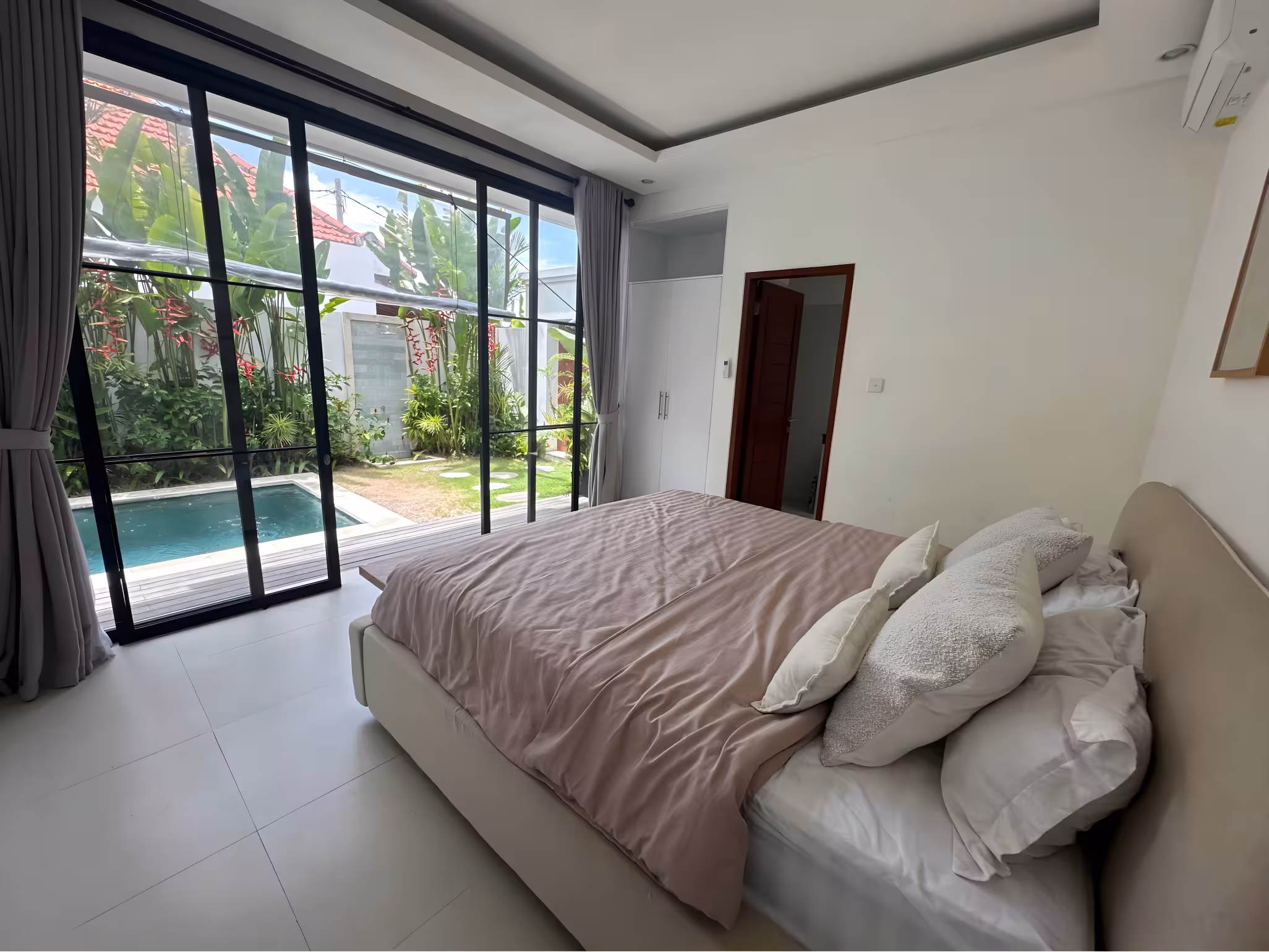 Вилла, 2 спальни