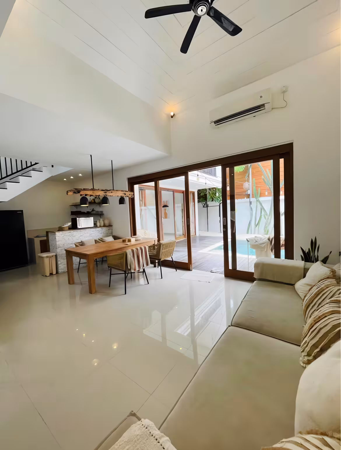 Вилла, 3 спальни