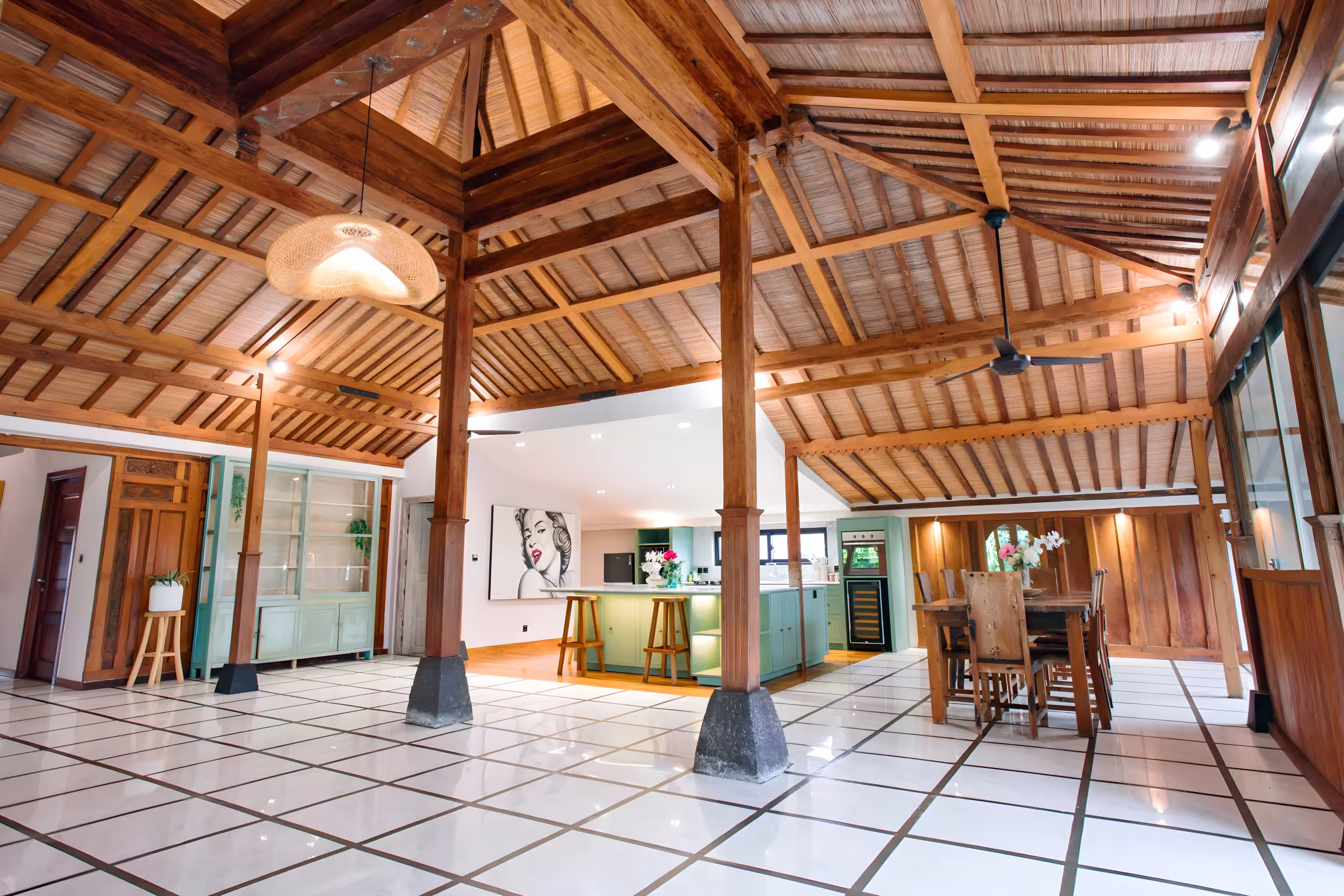 Вилла, 4 спальни