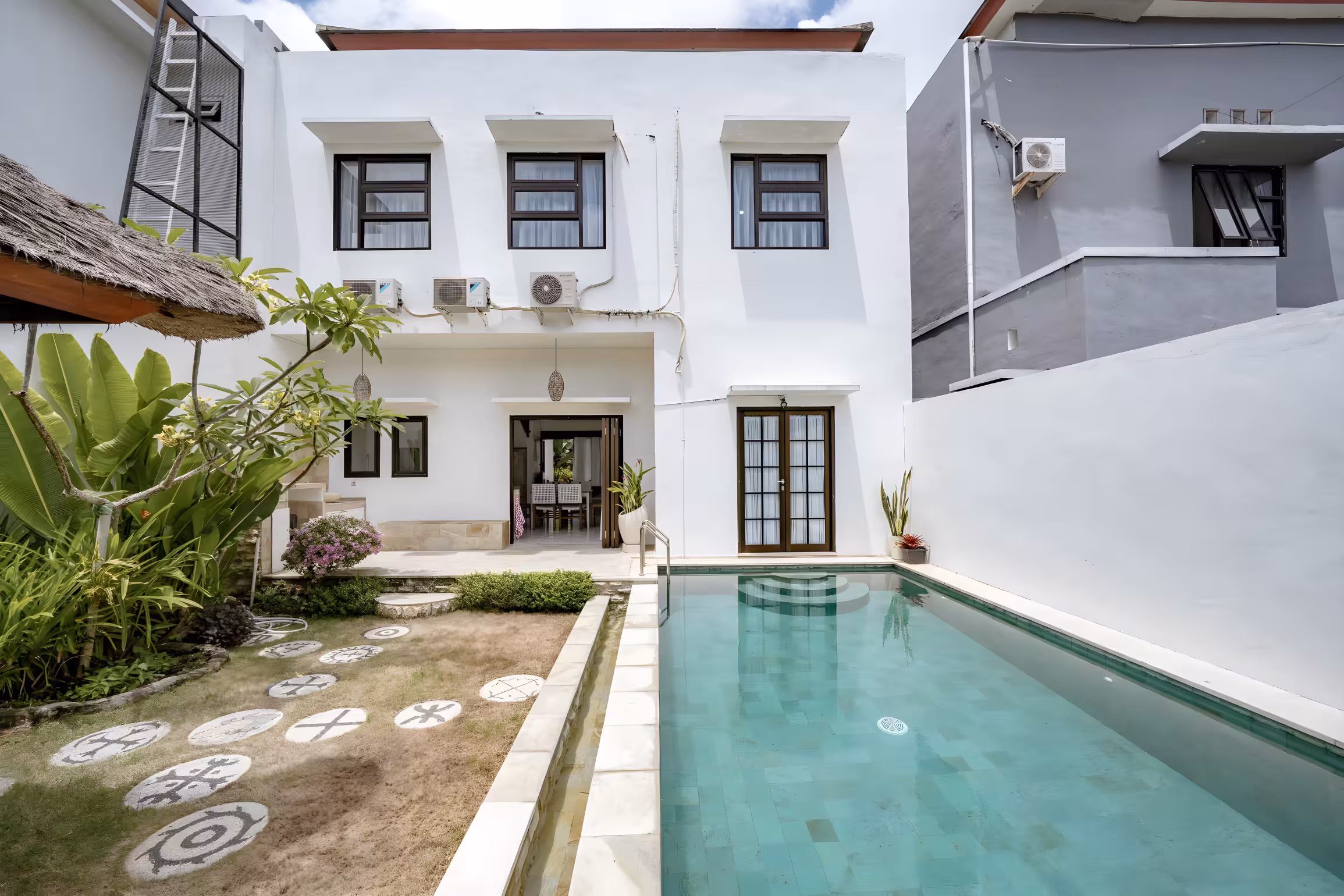 Вилла, 3 спальни