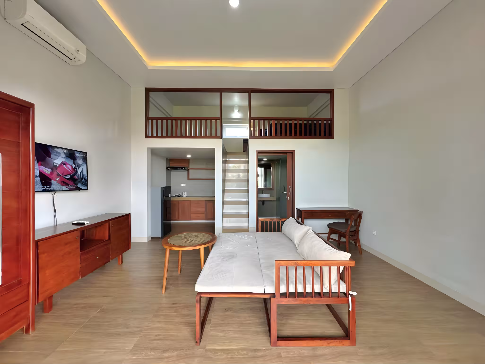 Комната, 4 спальни