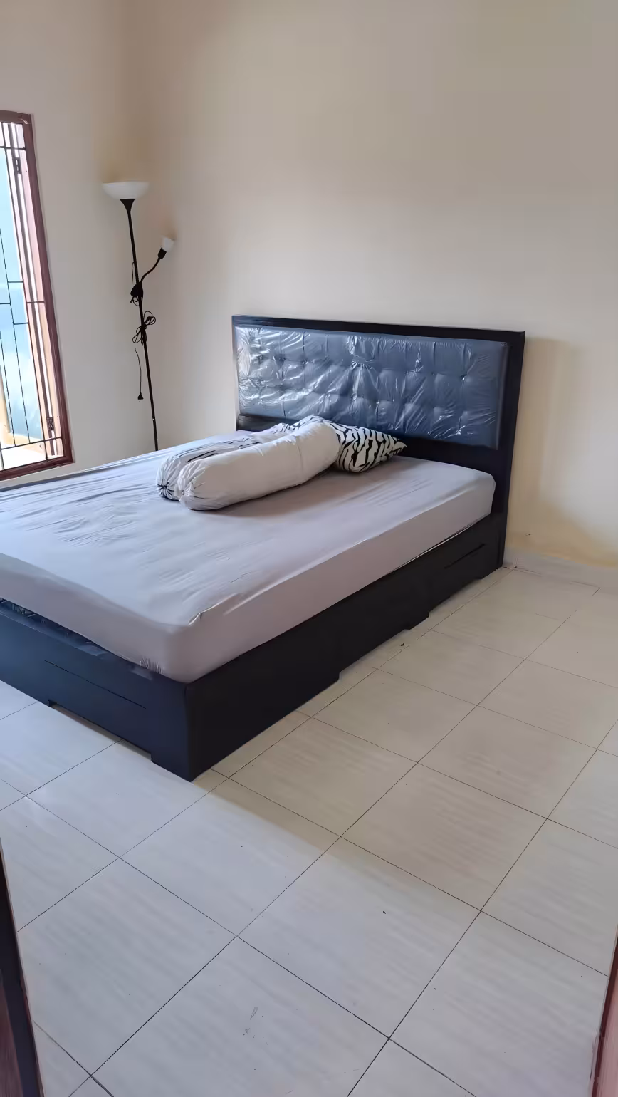 Дом, 3 спальни