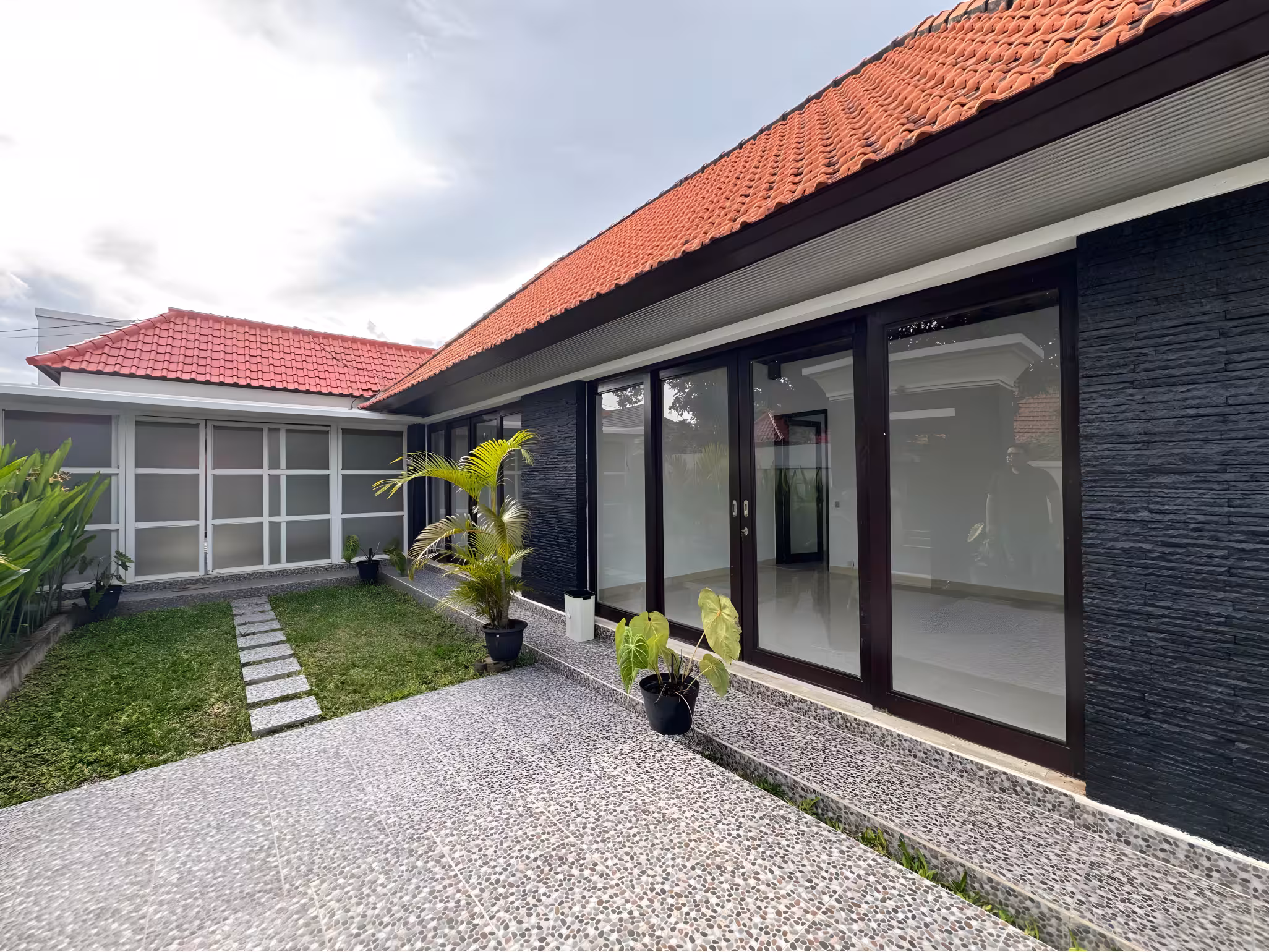 Дом, 3 спальни