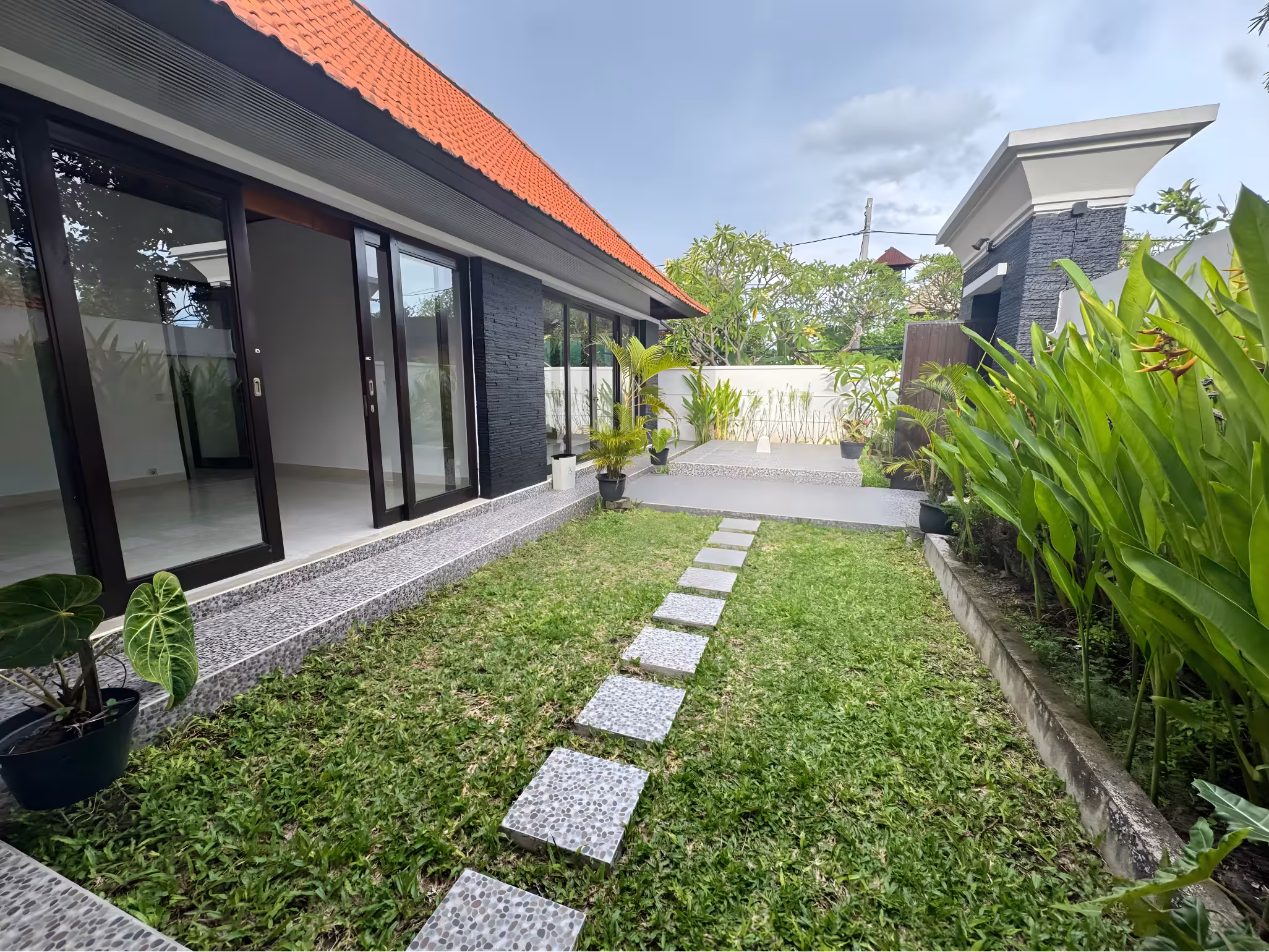 Дом, 3 спальни