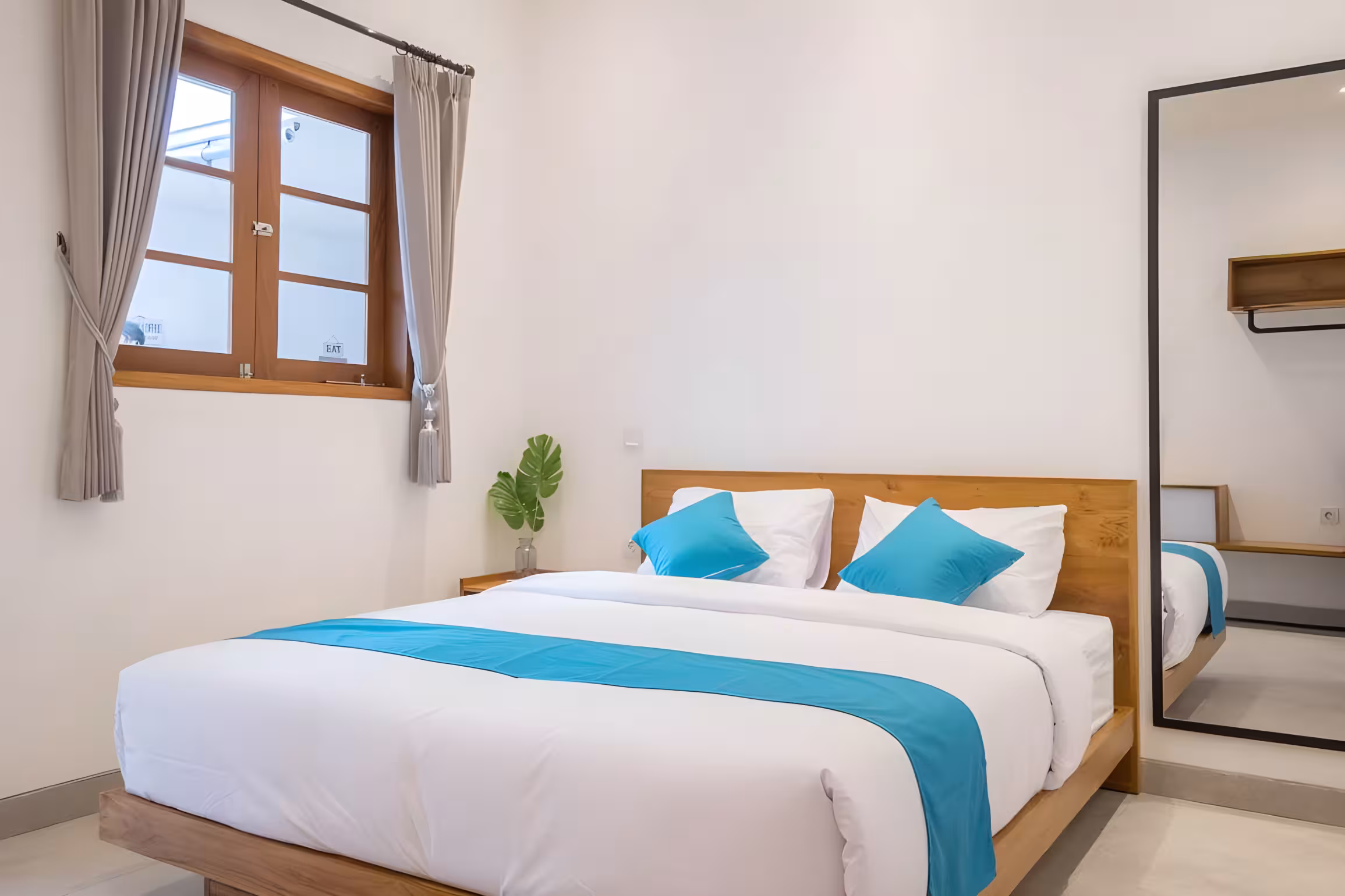 Комната, 6 спален