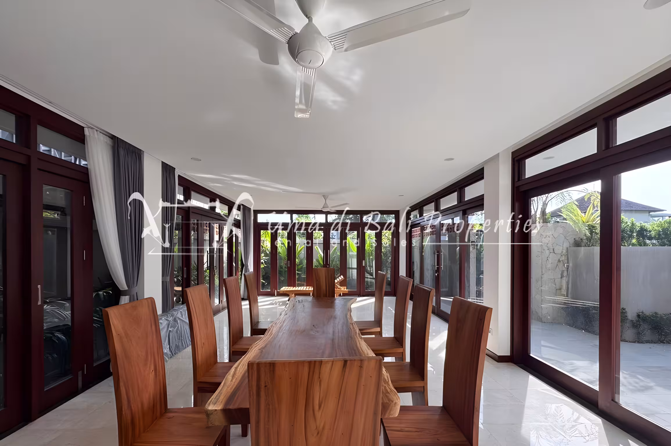 Вилла, 4 спальни