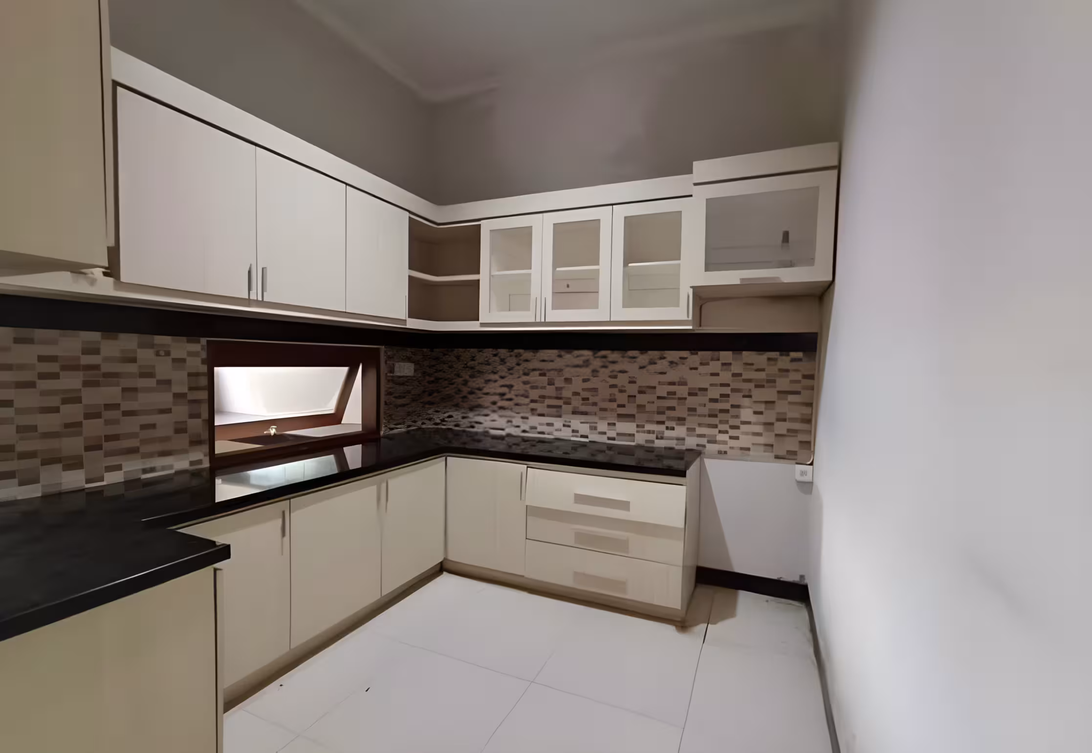 Дом, 4 спальни