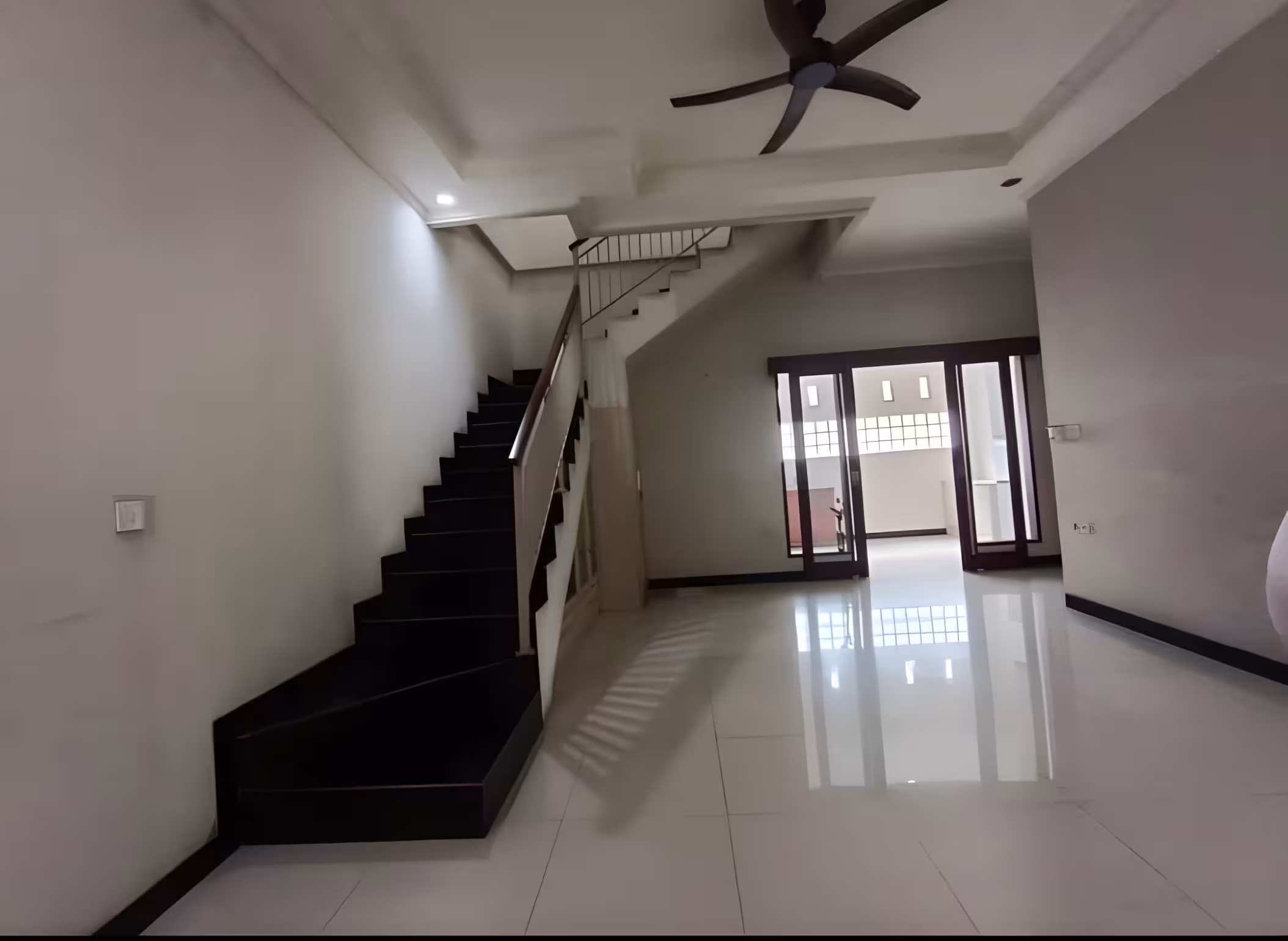 Дом, 4 спальни