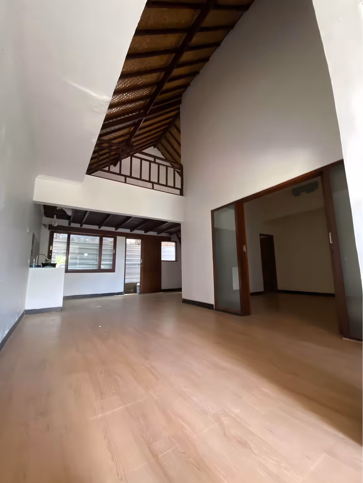 Дом, 4 спальни