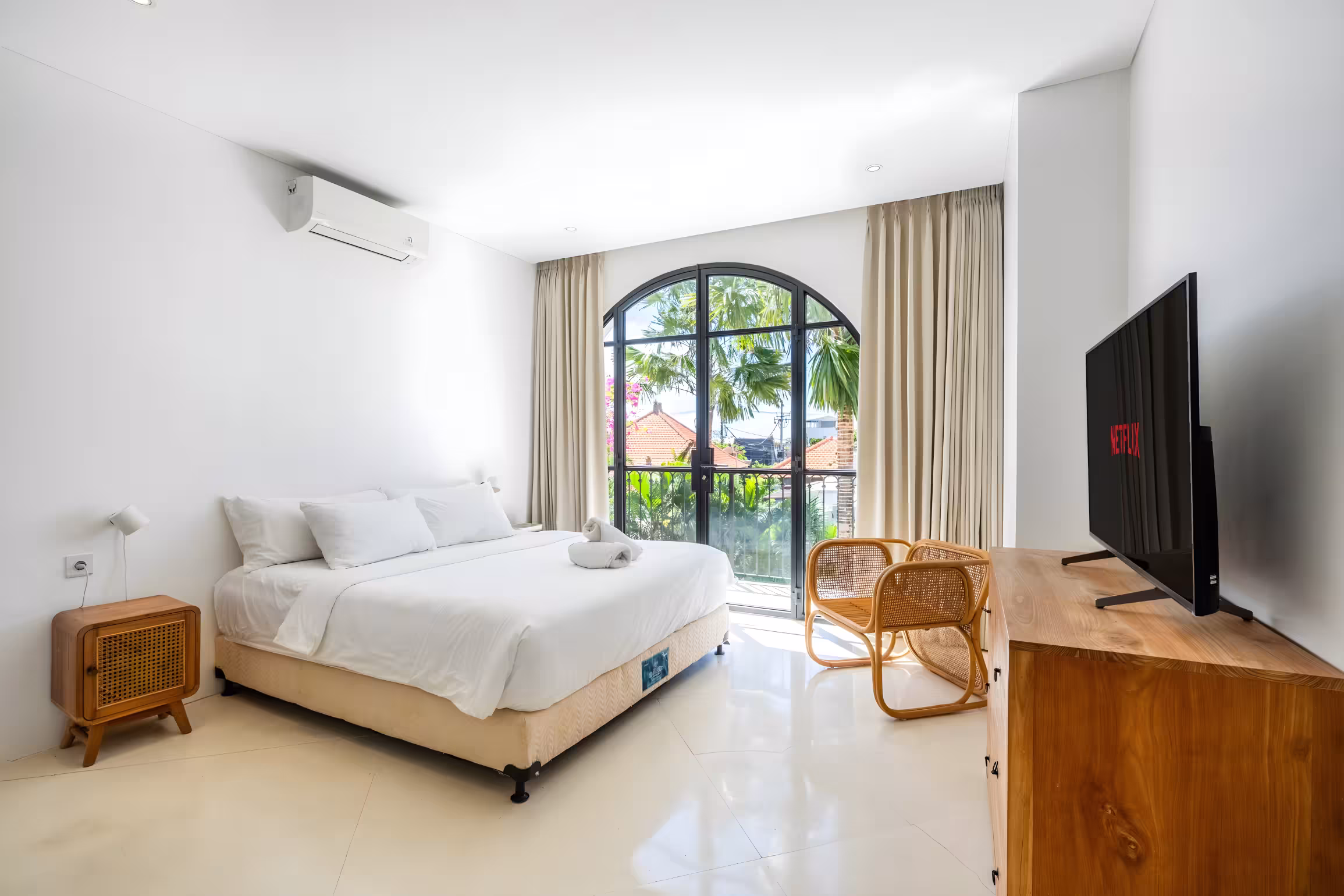 Вилла, 4 спальни