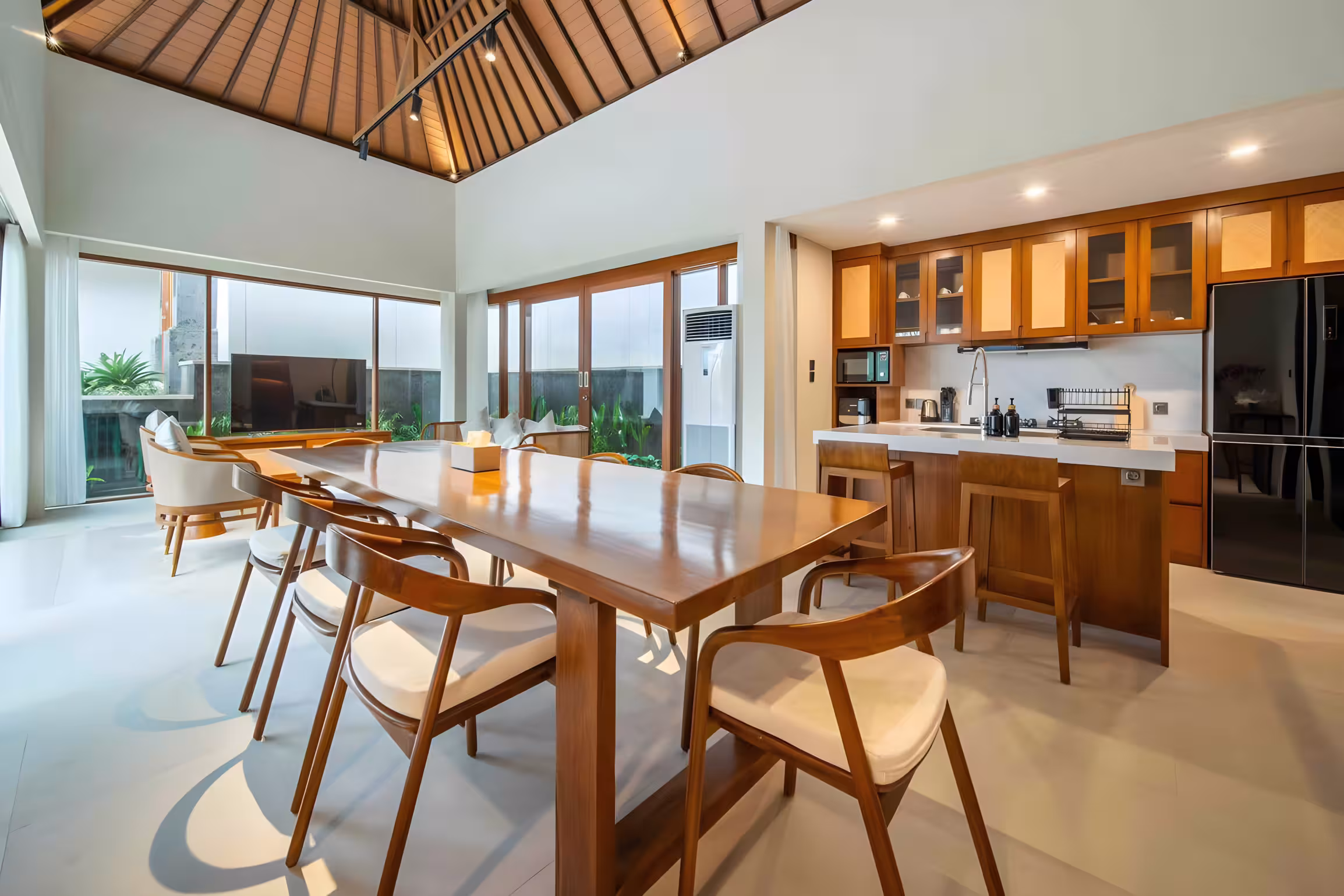 Вилла, 4 спальни