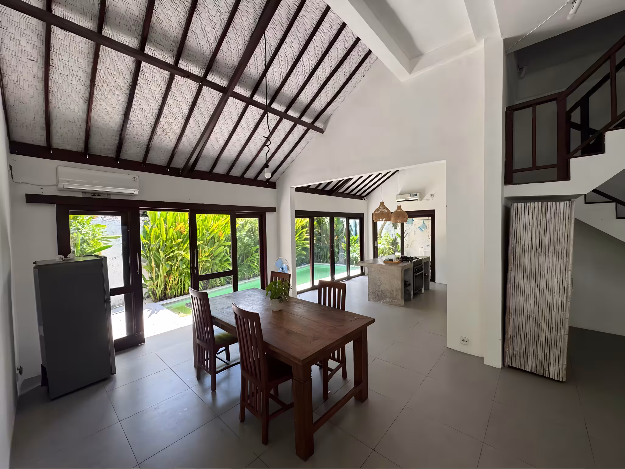 Вилла, 3 спальни