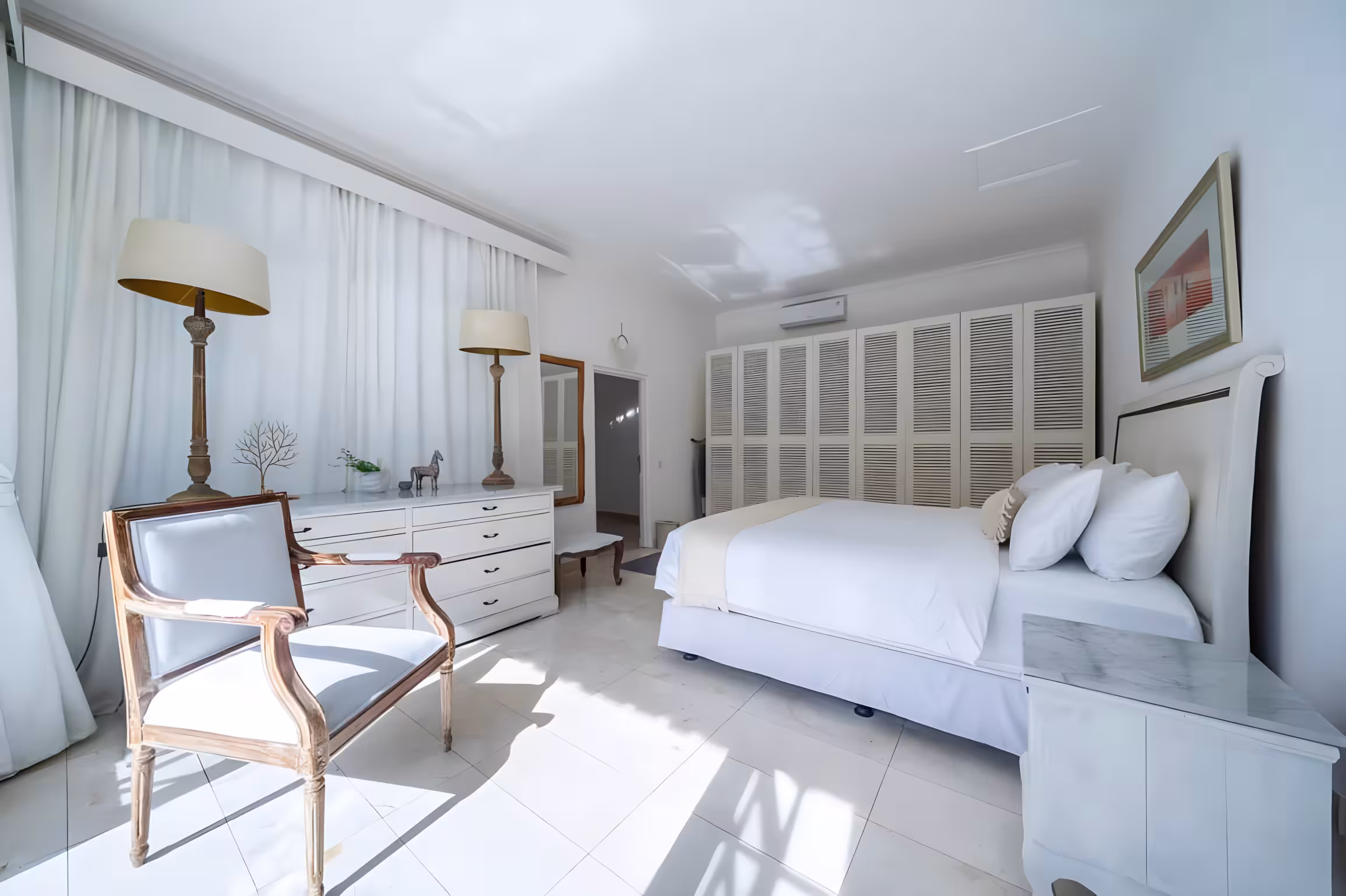 Вилла, 4 спальни