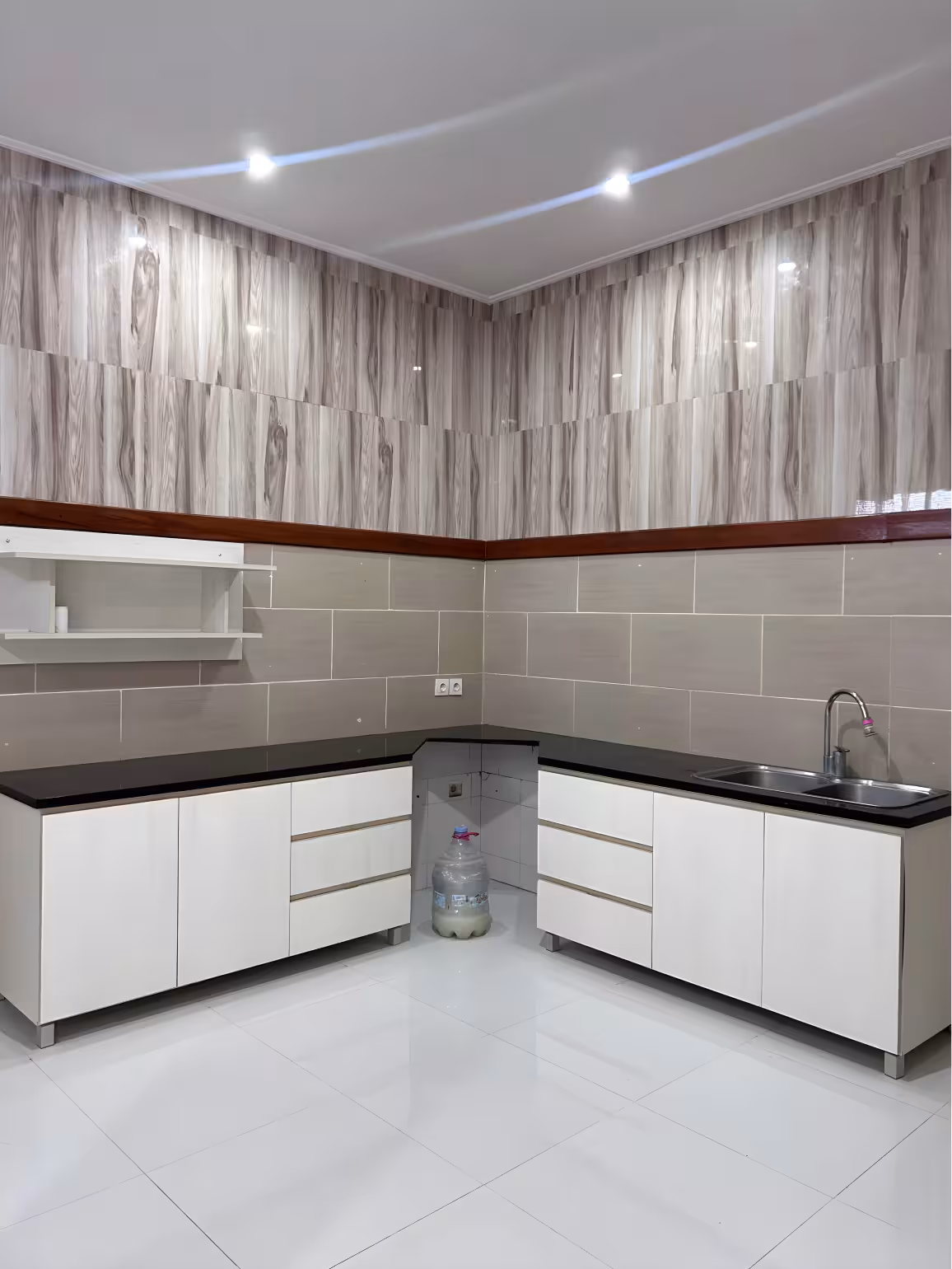 Дом, 3 спальни