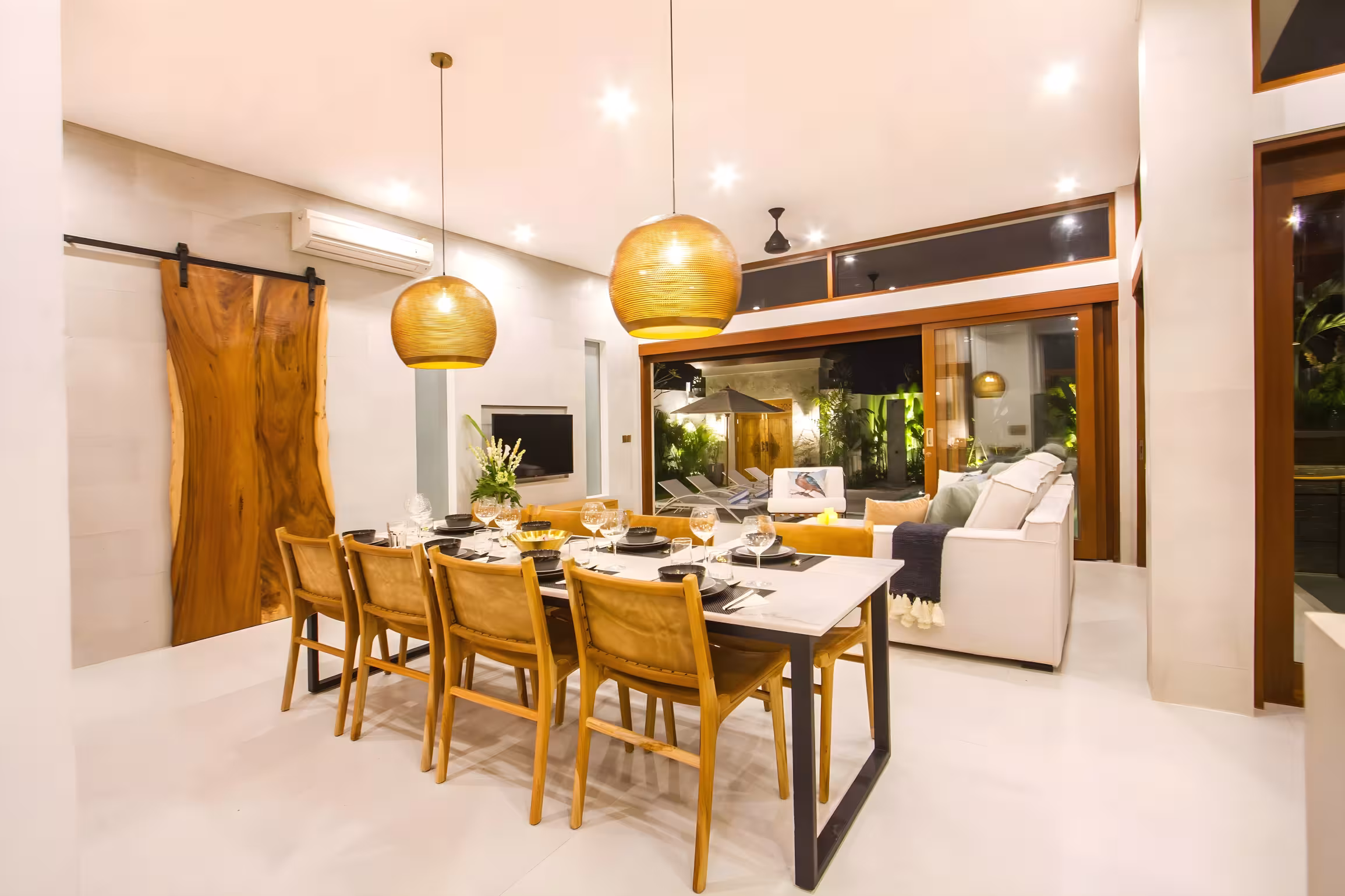 Вилла, 4 спальни