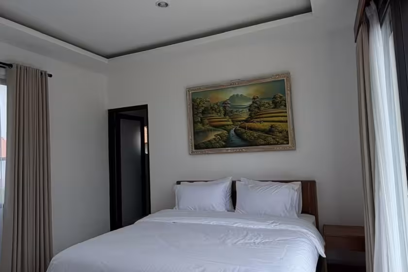 Комната, 3 спальни