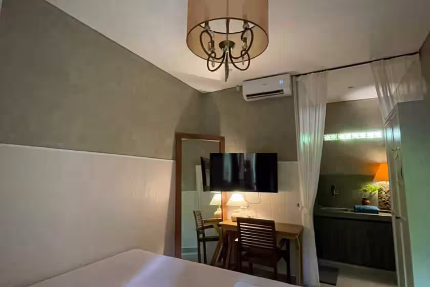 Комната, 3 спальни