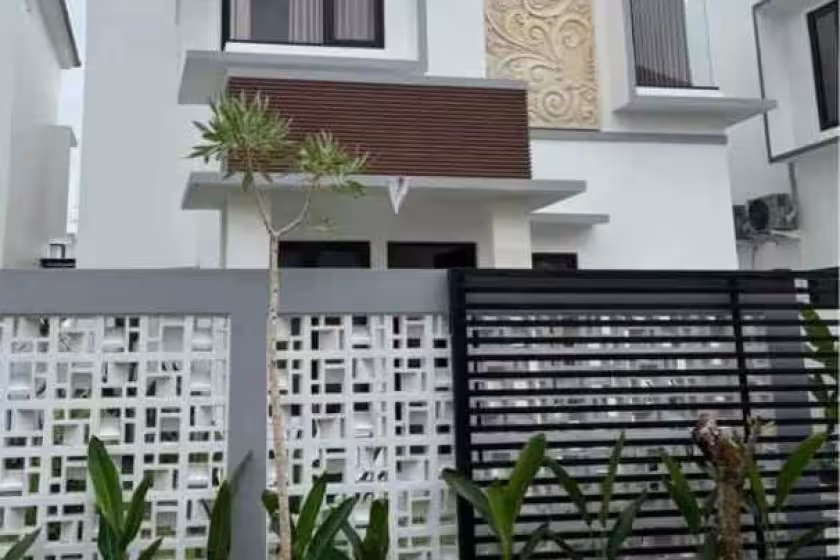 Дом, 3 спальни