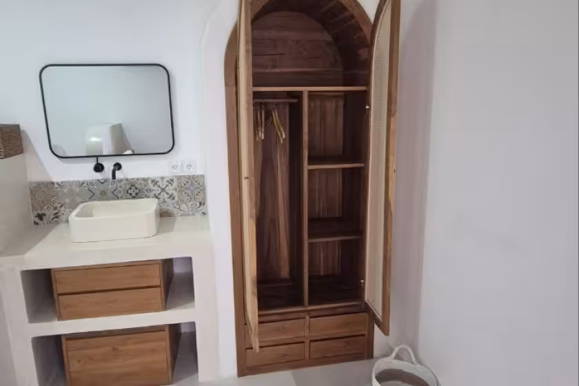 Комната, 3 спальни