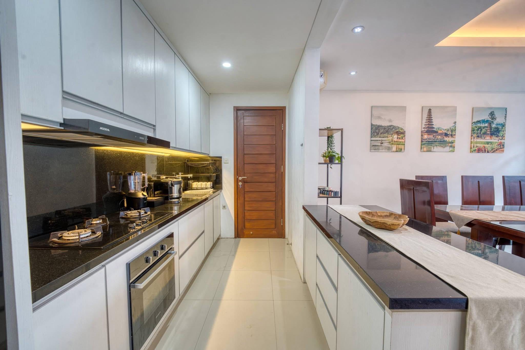 Вилла, 4 спальни