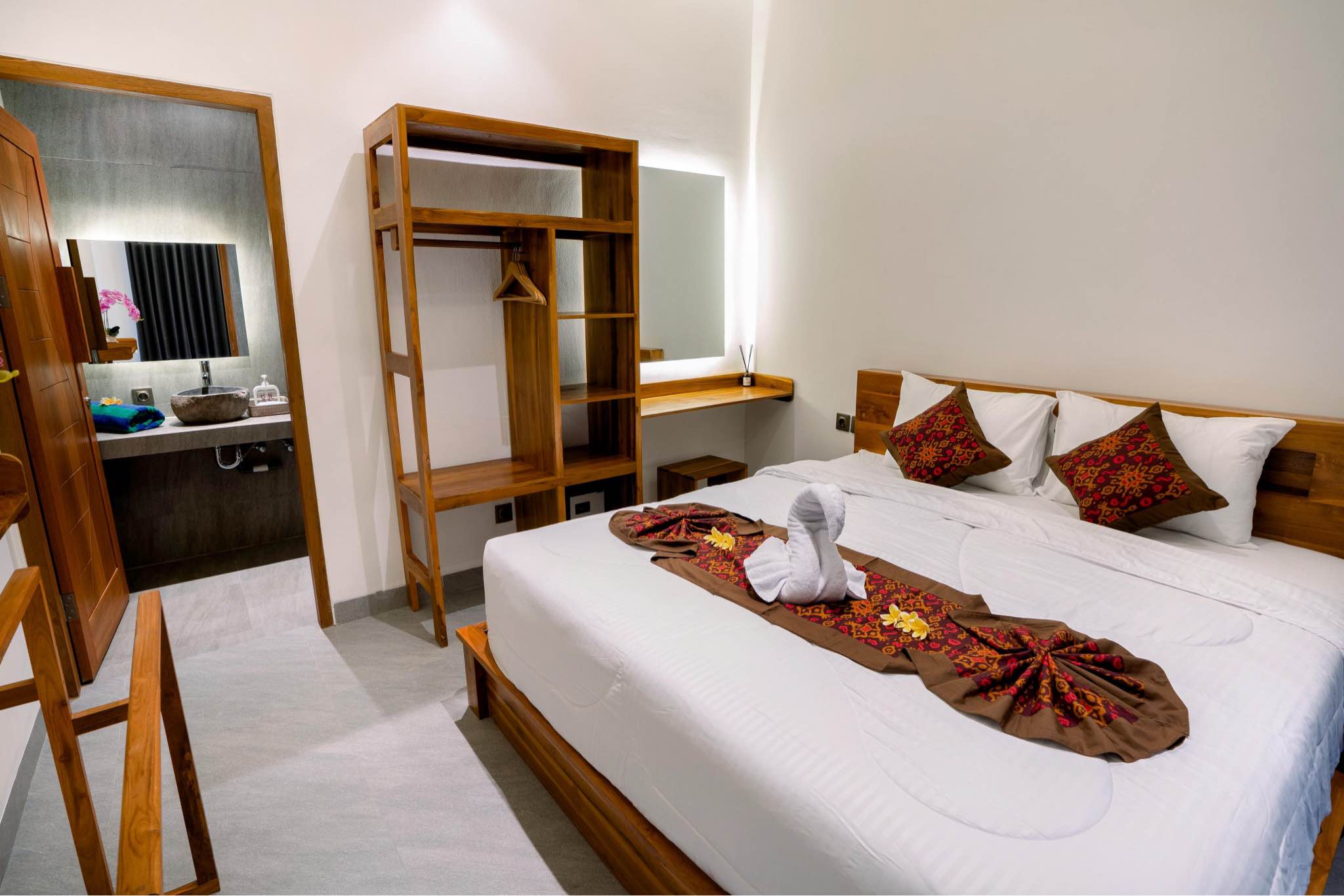 Комната, 6 спален