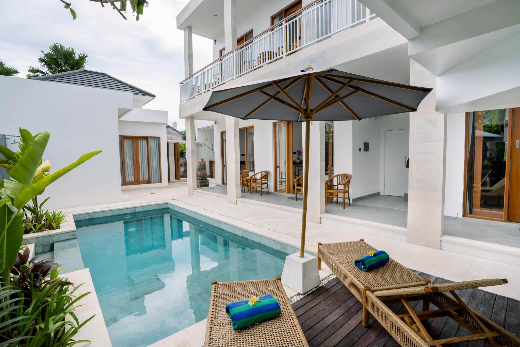 Комната, 6 спален