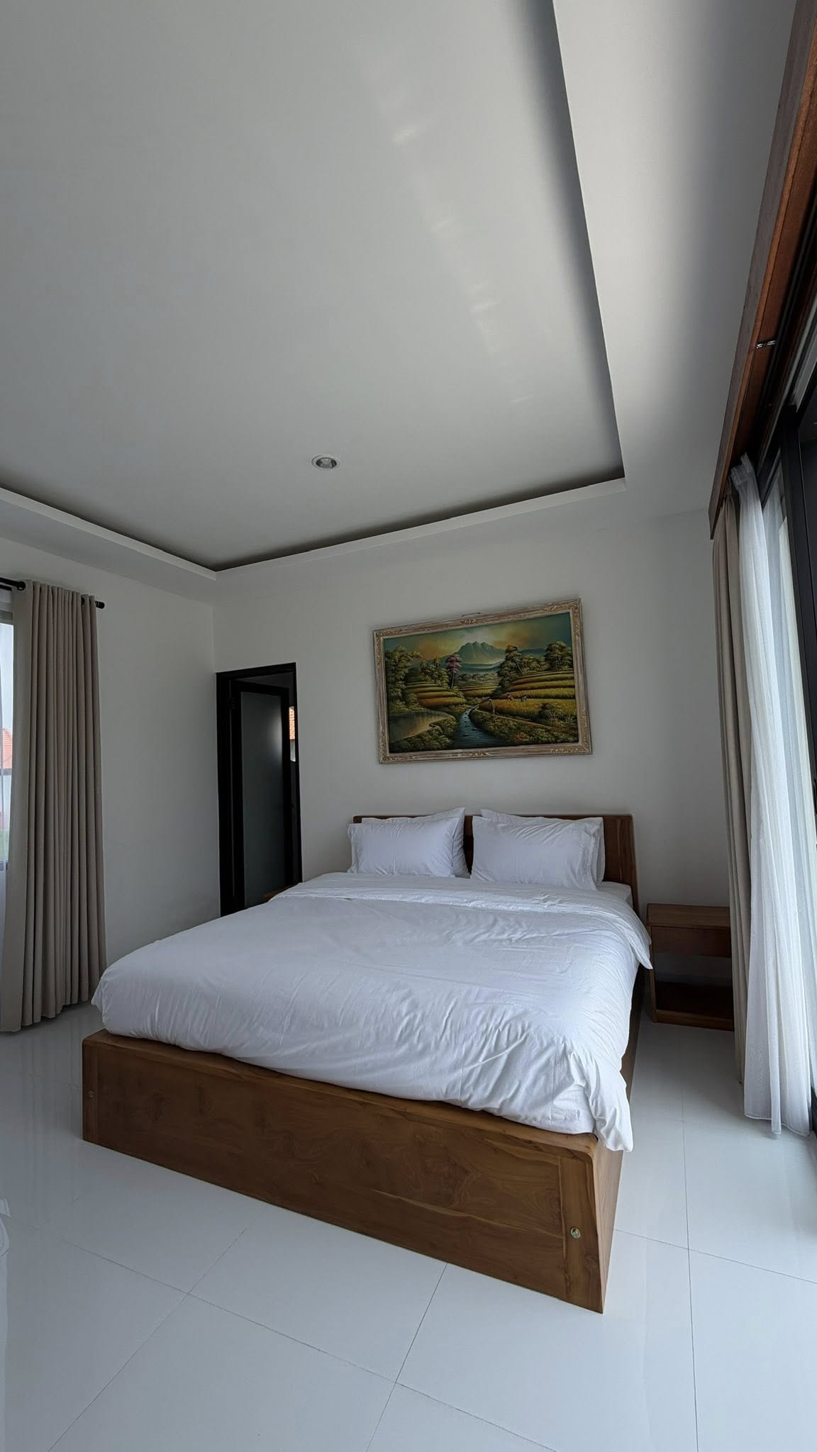 Комната, 3 спальни