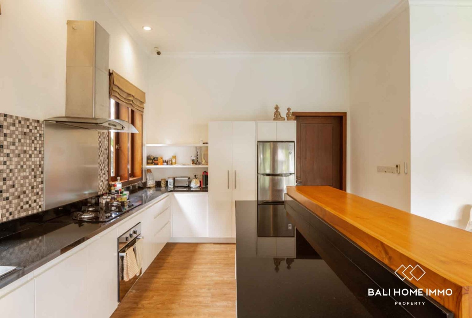 Вилла, 4 спальни