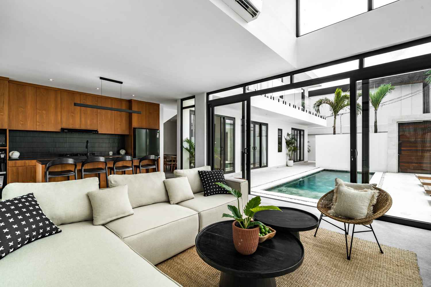 Вилла, 4 спальни