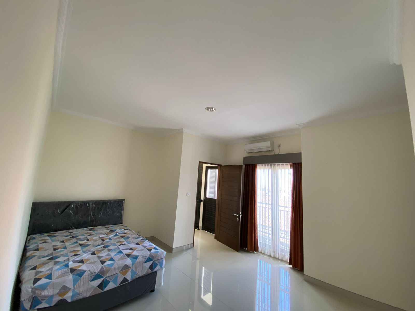 Дом, 4 спальни