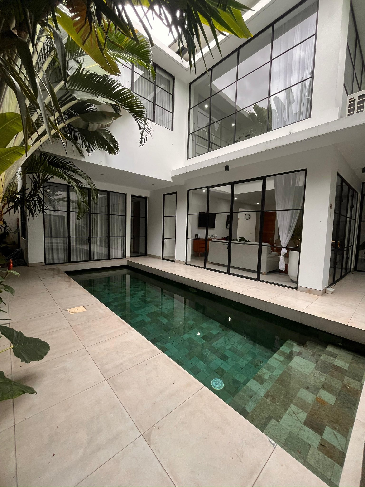 Вилла, 4 спальни