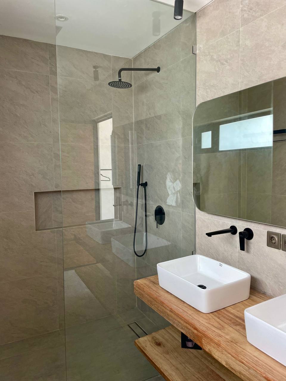 Вилла, 4 спальни