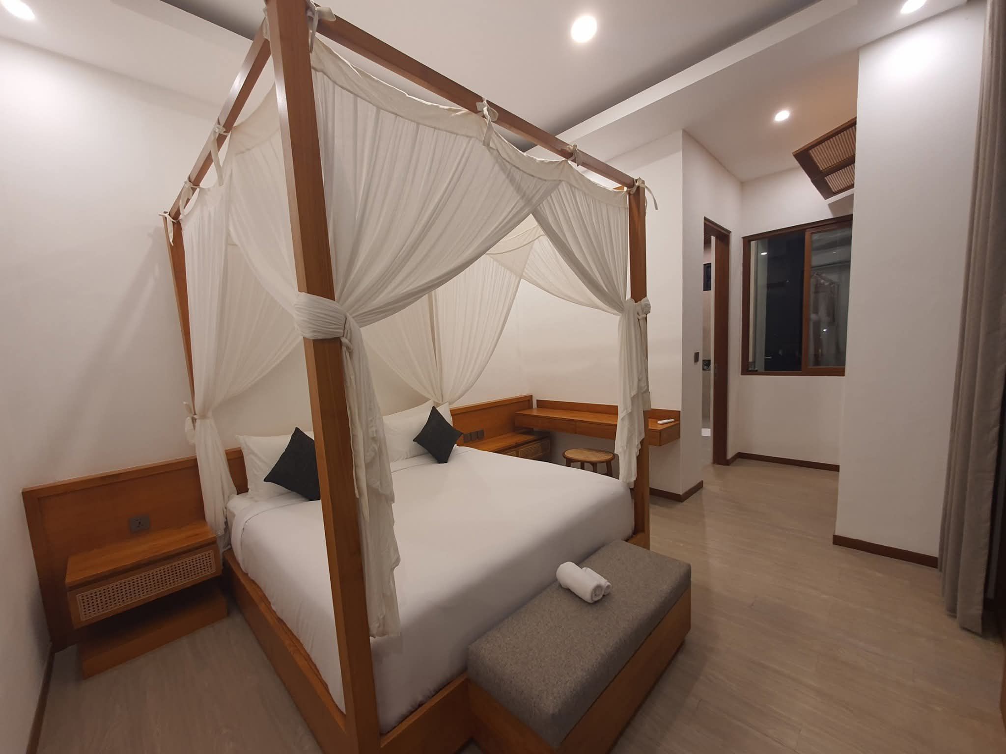 Вилла, 4 спальни