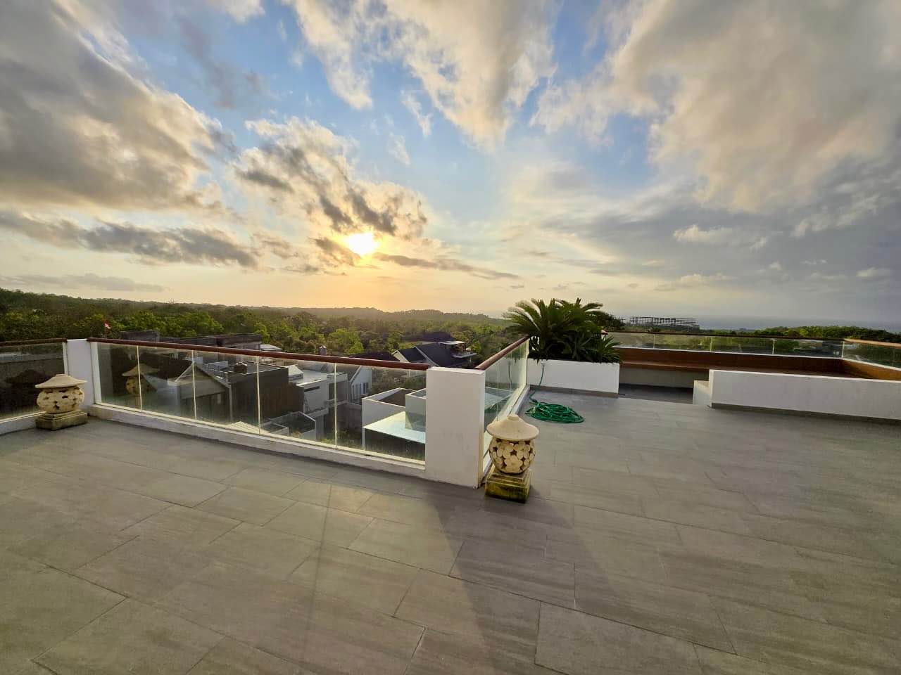 Вилла, 4 спальни