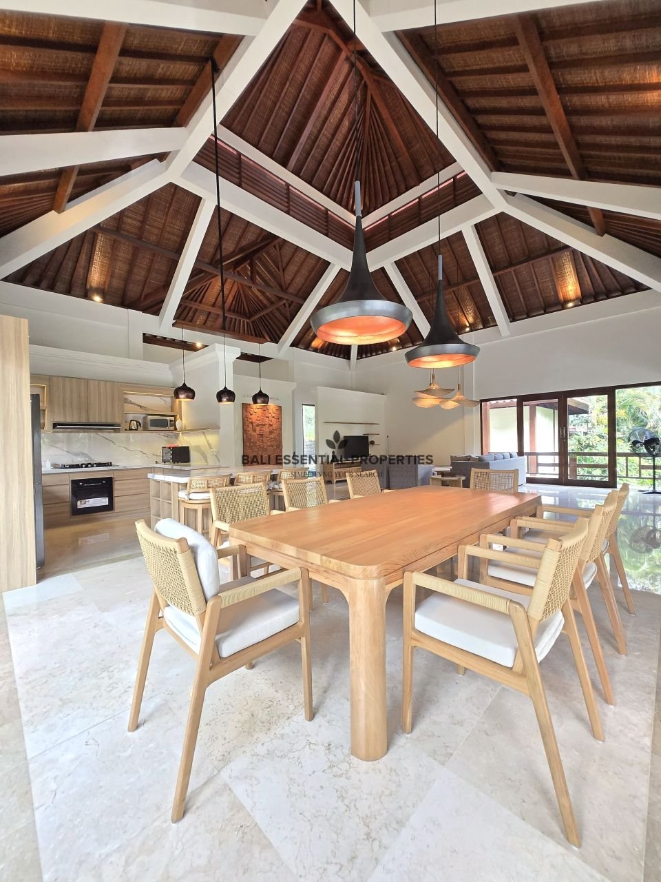 Вилла, 4 спальни