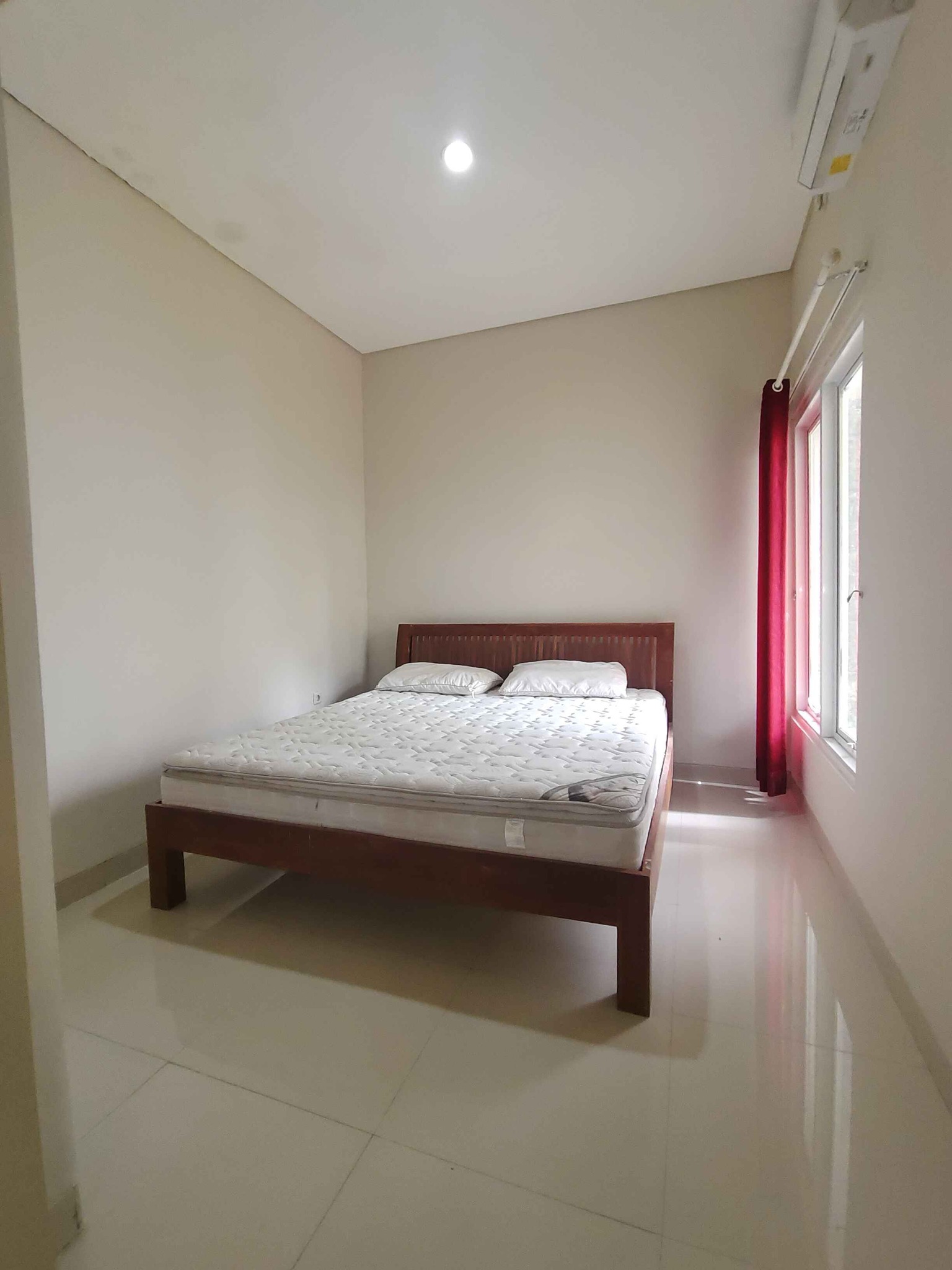 Дом, 3 спальни