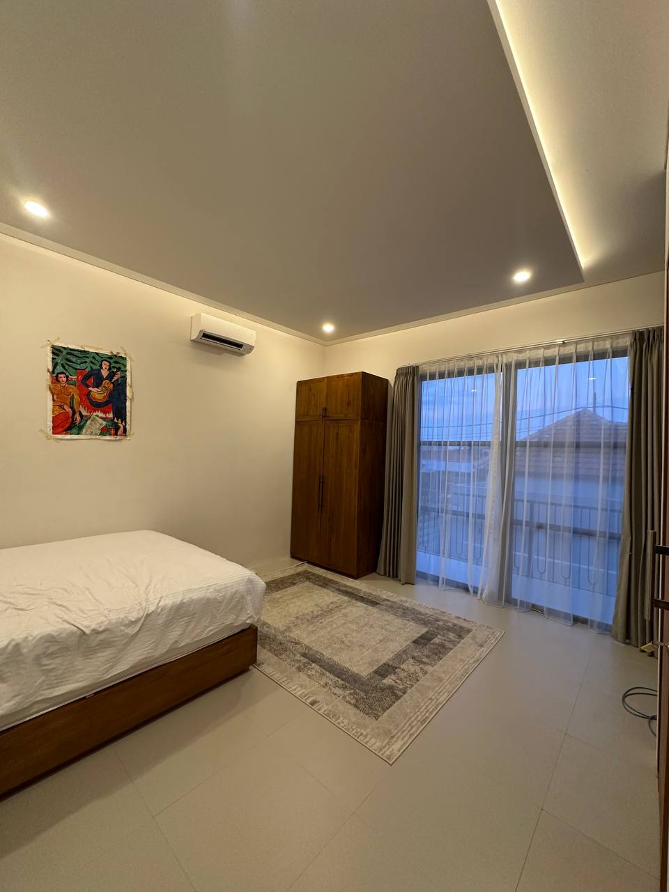 Комната, 3 спальни