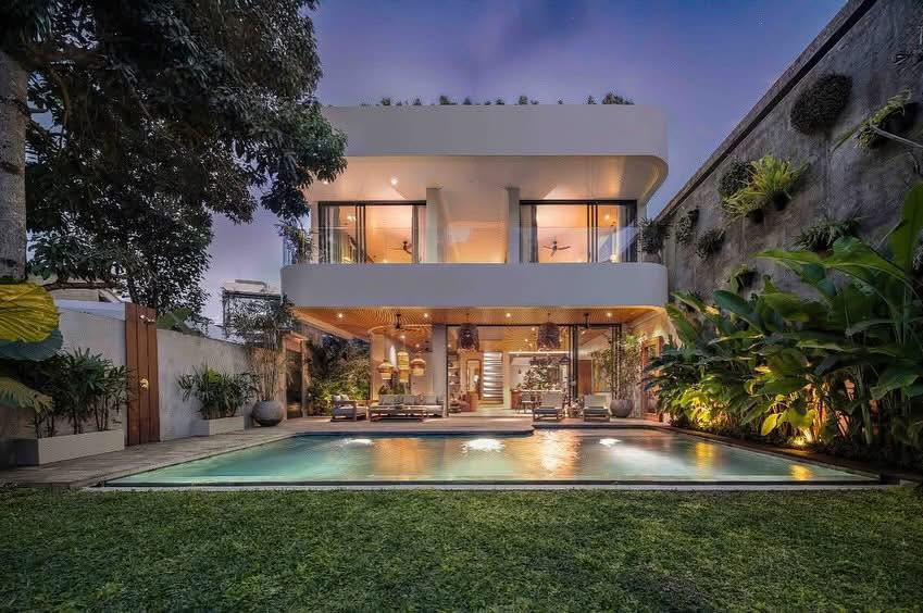 Вилла, 4 спальни