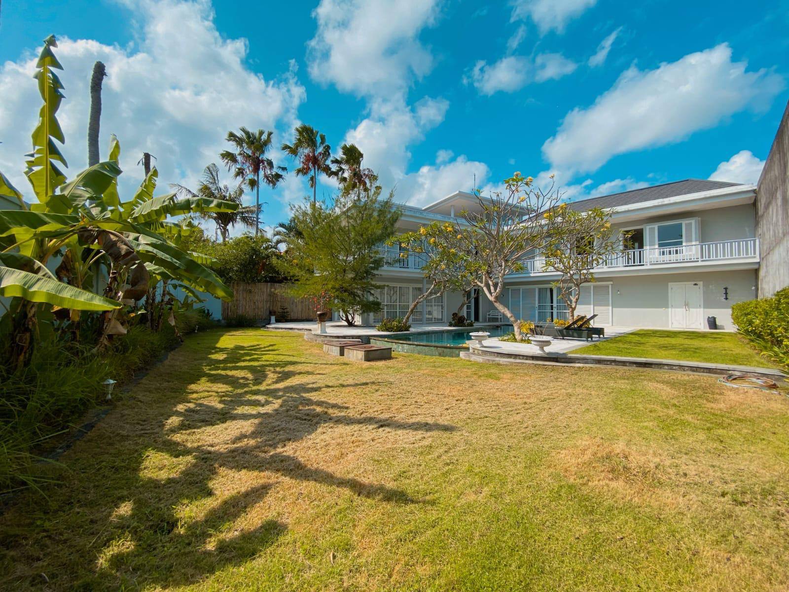 Вилла, 4 спальни