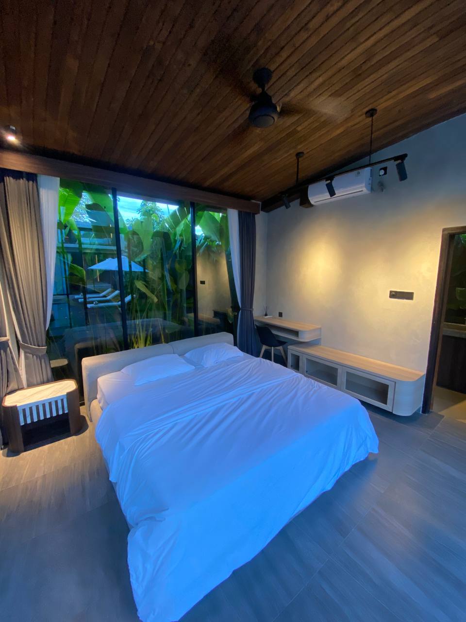 Вилла, 4 спальни