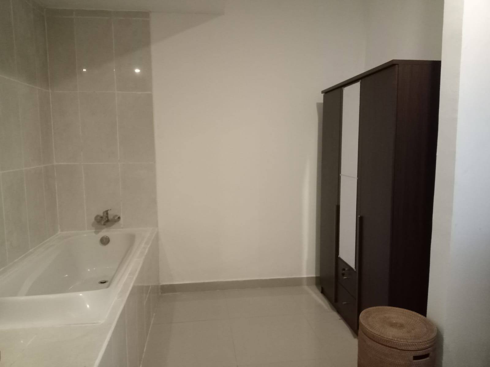 Дом, 4 спальни