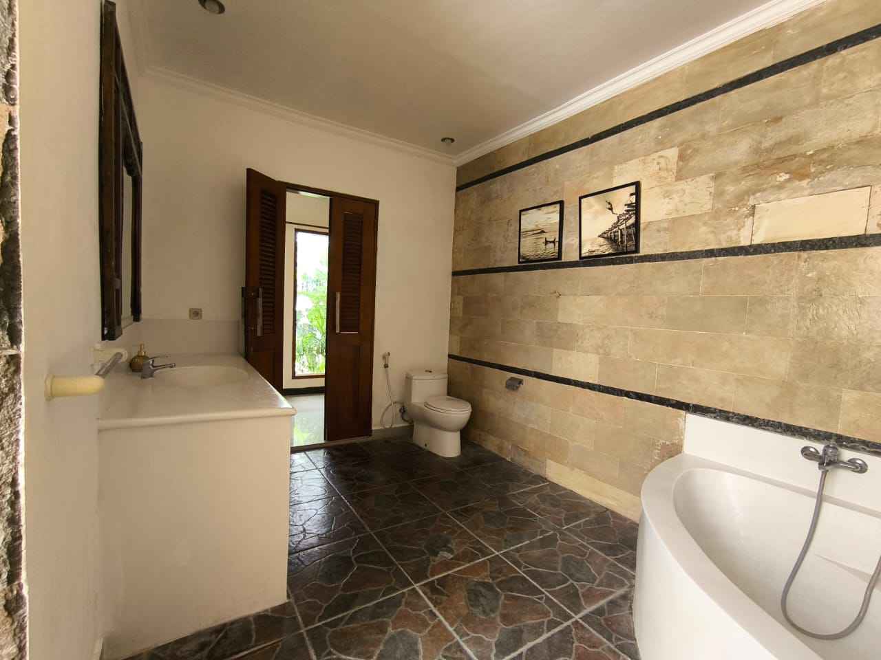 Вилла, 3 спальни