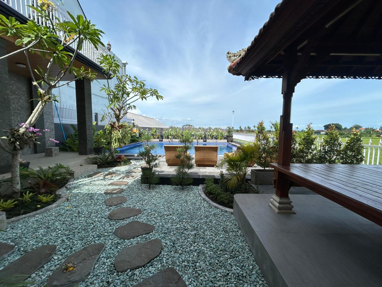 Апартаменты