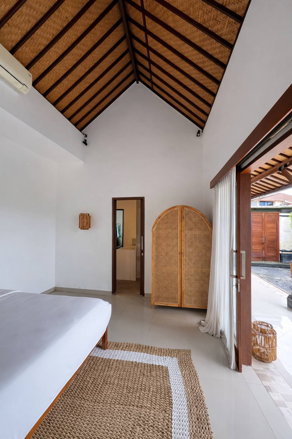 Вилла, 3 спальни