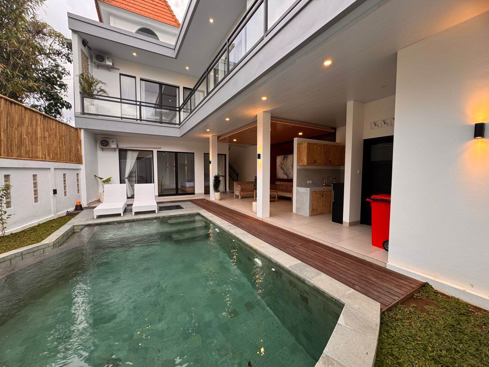 Вилла, 3 спальни