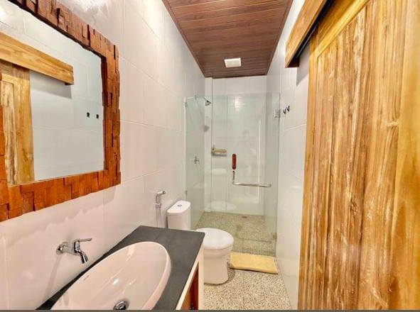 Вилла, 8 спален