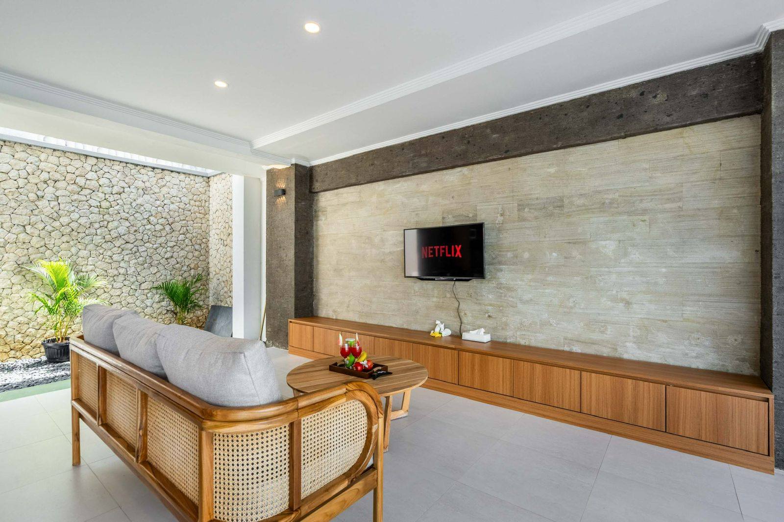 Вилла, 4 спальни