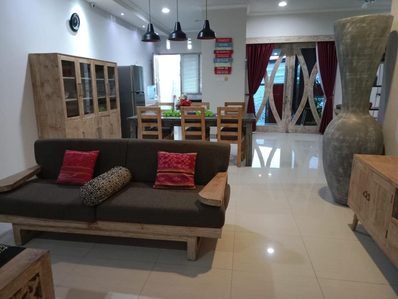 Дом, 4 спальни