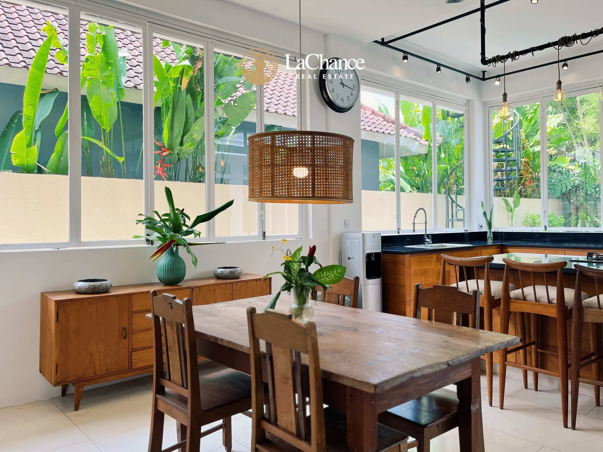 Вилла, 4 спальни