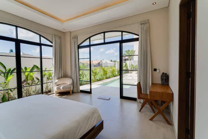 Вилла, 4 спальни